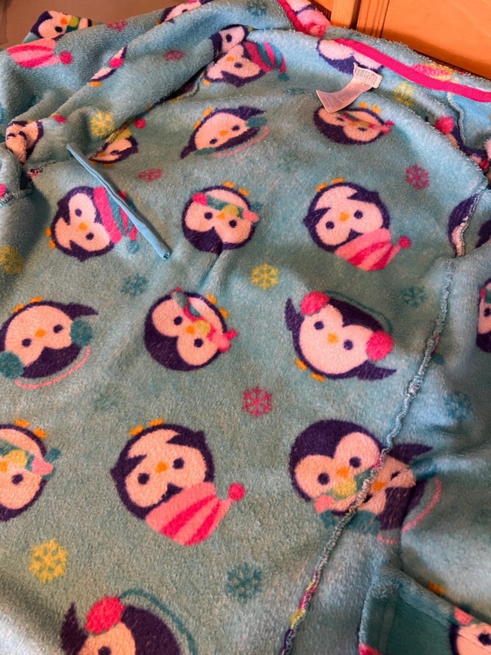 💚 3 for $15💚Kumar Kids Distressed Hooded Robe Penguin print Kids size S (7/8) - Picture 11 of 16